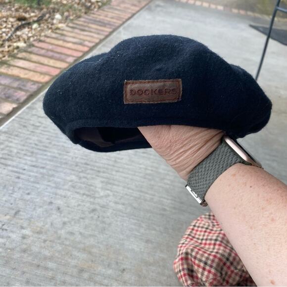 Lot of 2 paperboy hats docker black and red and tan plaid Burton hat vintage - Picture 9 of 12